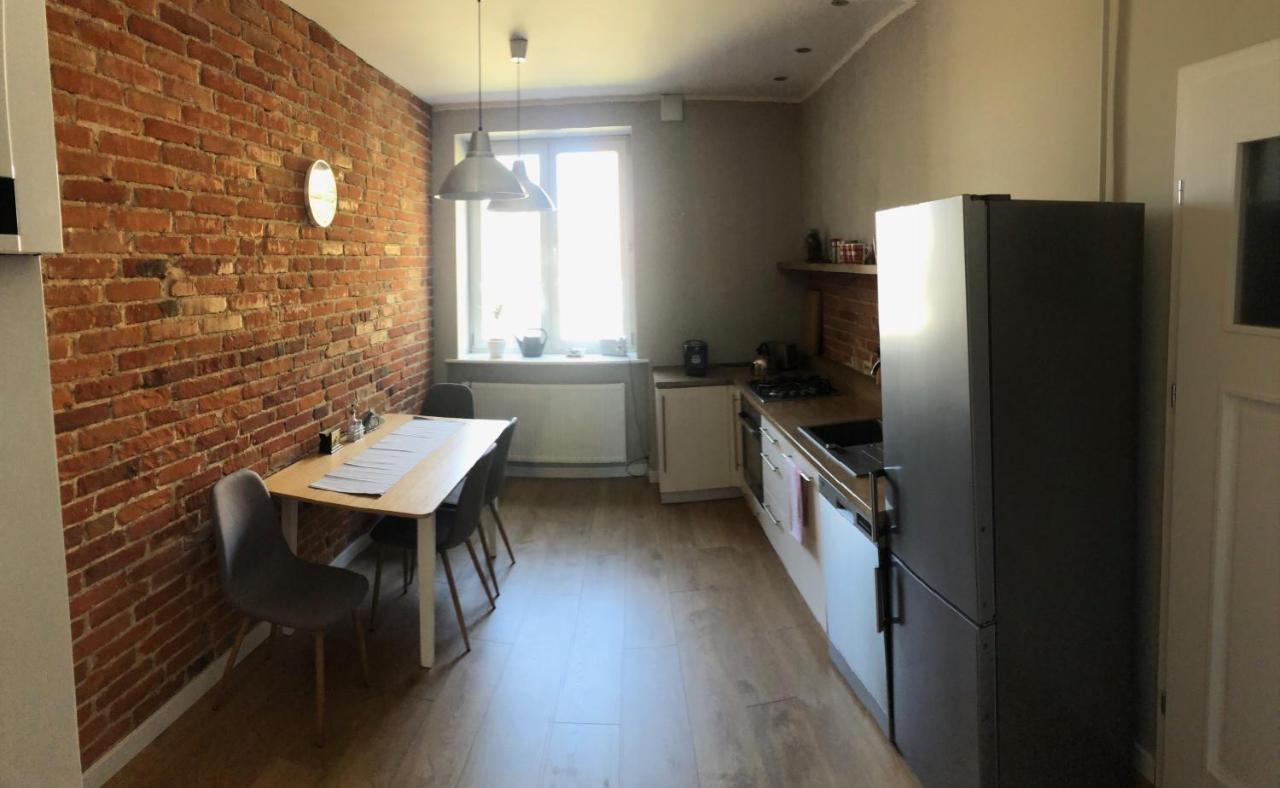 Apartament Browarny ออสทรุฟ วีแยลคอพพอลสกี ภายนอก รูปภาพ